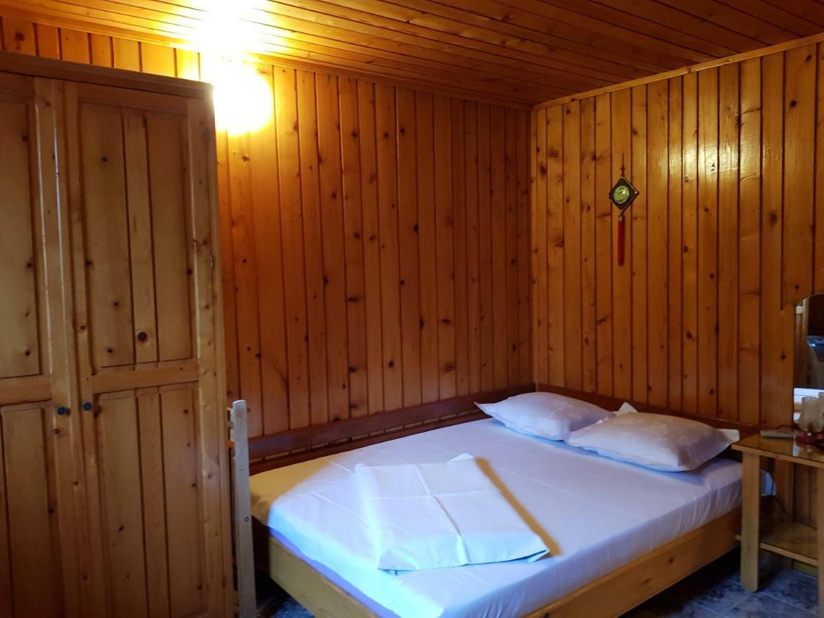 Casa Simona Hotell Două Mai Eksteriør bilde